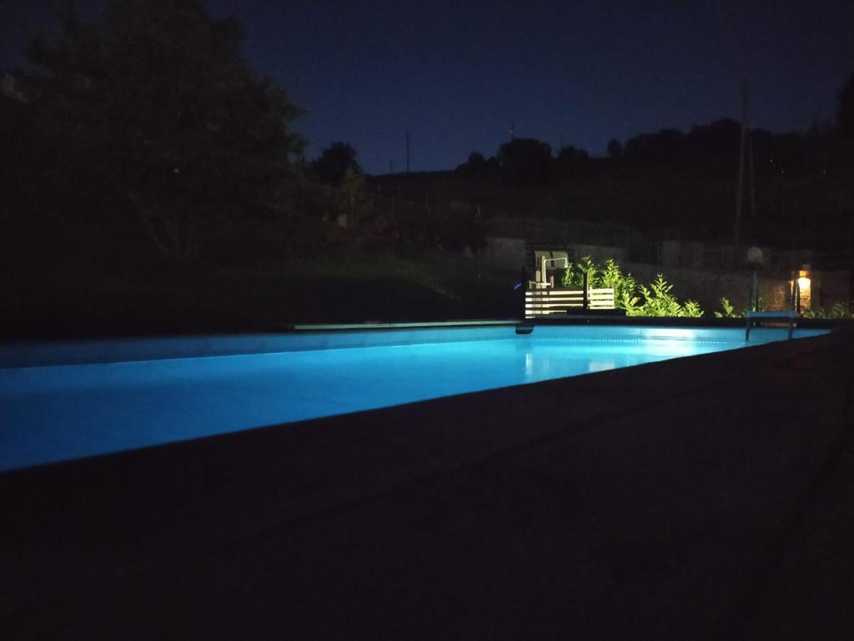 La Tana Dello Scoiattolo - Adults Only Panzió Murazzano  Kültér fotó