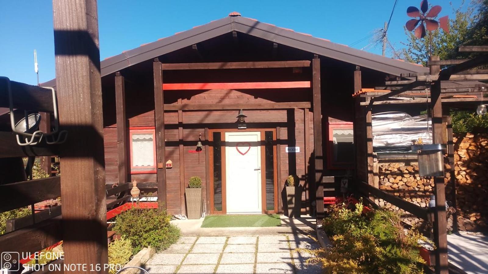 La Tana Dello Scoiattolo - Adults Only Panzió Murazzano  Kültér fotó